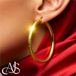 Load image into Gallery viewer, 10K and 14K Yellow Gold Diamond-cut Texture Hoop Earrings - Lightweight Thin 4mm