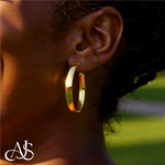 Load image into Gallery viewer, Gold Half Round Omage Backs Hoop Earrings - 10K and 14K Yellow or White Gold - Lightweight Thin 5mm