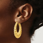 Load image into Gallery viewer, 14K Yellow Gold Polished Scalloped Hoop Earrings 18mm length