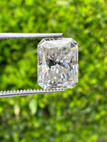 Load image into Gallery viewer, Certified Radiant Cut Moissanite Loose Single Stones 0.20 to 10 Carat Sizes
