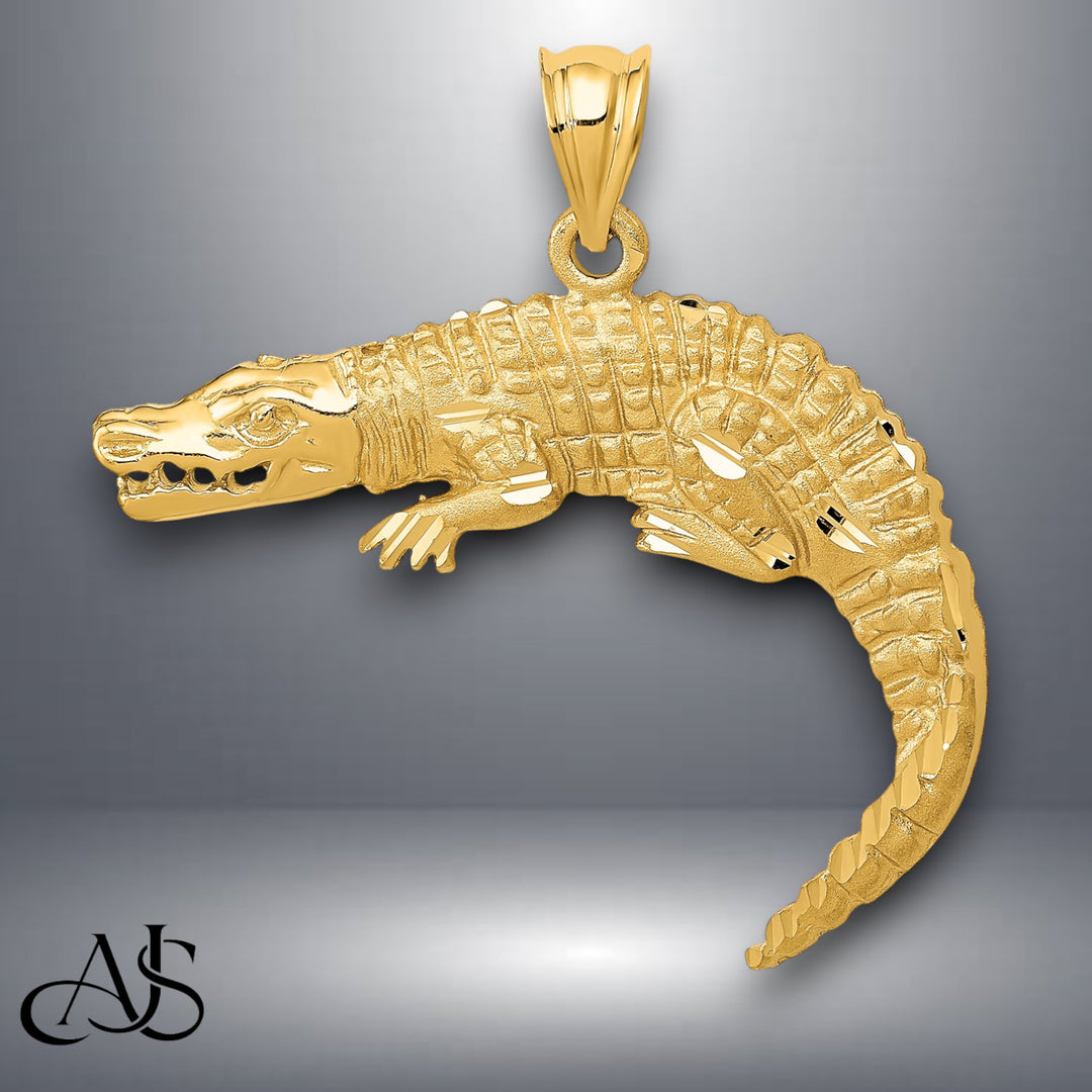 14K Yellow Gold Alligator Pendant with Chain Necklace options
