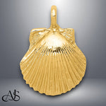 Load image into Gallery viewer, 14K Yellow Gold Seashell Pendant with Necklace Chain Options
