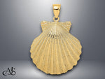 Load image into Gallery viewer, 14K Yellow Gold Textured Scallop Shell Charm with Necklace Chain Options
