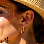 Load image into Gallery viewer, 10K and 14K Yellow White Gold Diamond-cut Texture Hoop Earrings - Lightweight Thin 2.75mm
