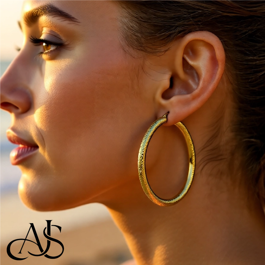 10K and 14K Yellow Gold Diamond-cut Texture Hoop Earrings - Lightweight Thin 4mm