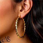 Load image into Gallery viewer, 14K Yellow Gold Diamond-cut Twisted Hoop Earrings - Lightweight Thin 3mm Width
