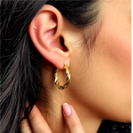 Load image into Gallery viewer, 14K Yellow Gold Diamond-cut Twisted Hoop Earrings - Lightweight Thin 3mm Width
