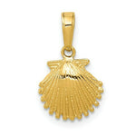 Load image into Gallery viewer, 14K Yellow Gold Scallop Shell Pendant 10mm width
