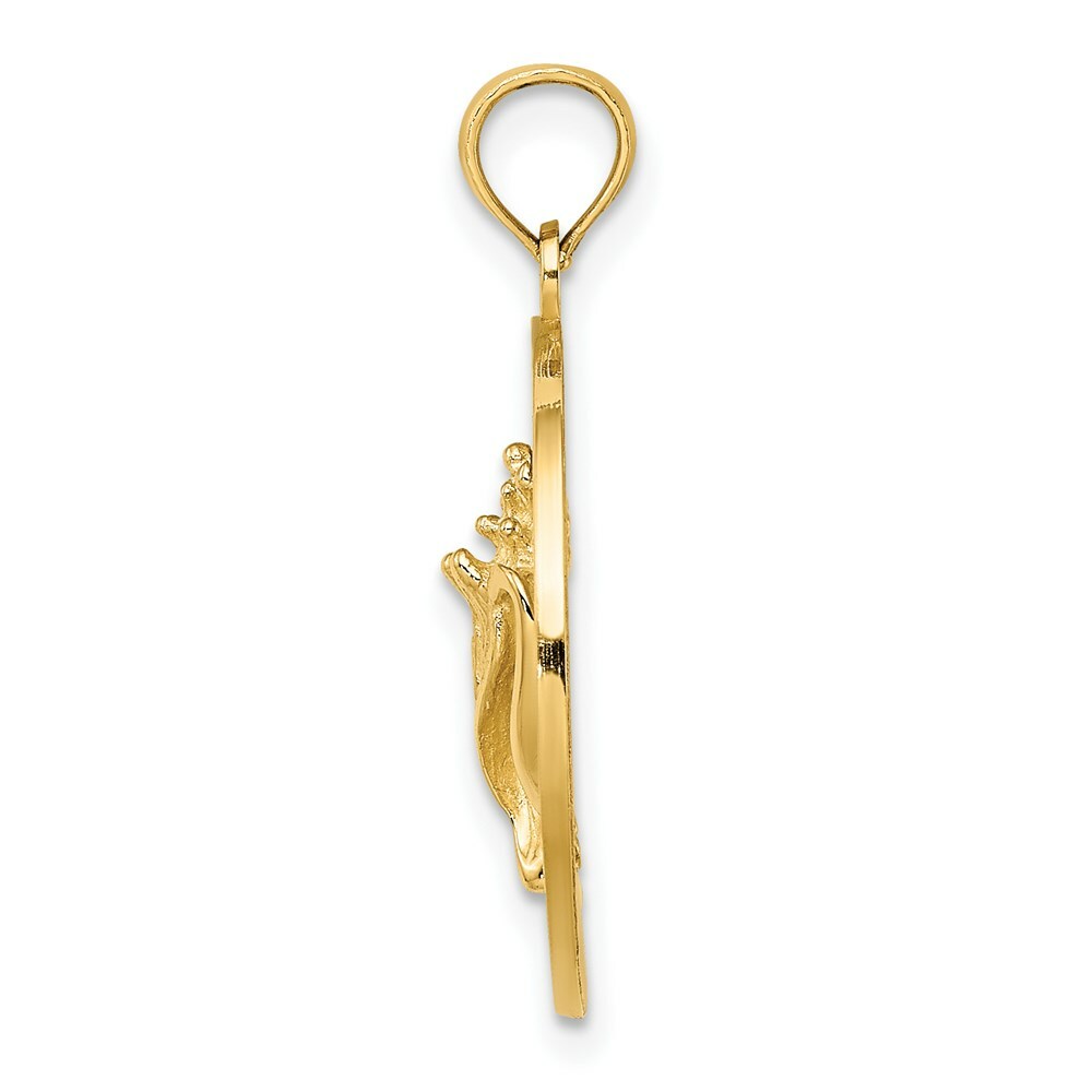 14K Yellow Gold CAPE MAY On Round Frame With Conch Shell Charm Pendant