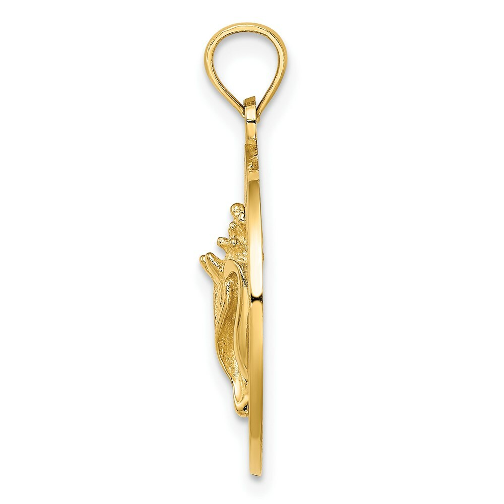 14K Yellow Gold JAMAICA On Round Frame With Conch Shell Charm Pendant