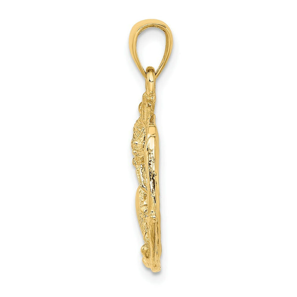 14K Yellow Gold 2-D Shell Cluster In Circle Charm Pendant