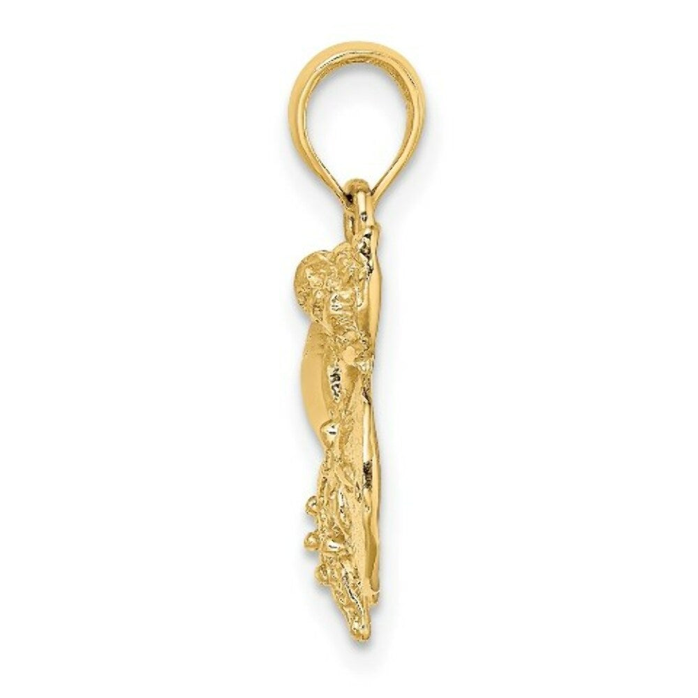 14K Yellow Gold 2-D Shell Cluster With Starfish Charm Pendant