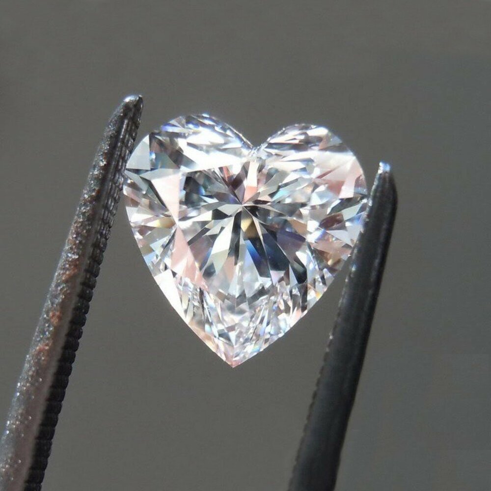 Lab Grown Calibrated Heart Shape Diamond 0.10 - 0.15 Carat VS1/F Clarity Color - 1, 2, 5 and 10 Pcs