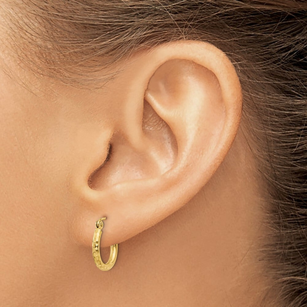 14K Yellow Gold Diamond-cut 2mm Round Tube Hoop Earrings  13mm length