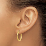 Load image into Gallery viewer, 14K Yellow Gold Satin &amp; Diamond-cut 2.5mm Round Hoop Earrings 16mm length
