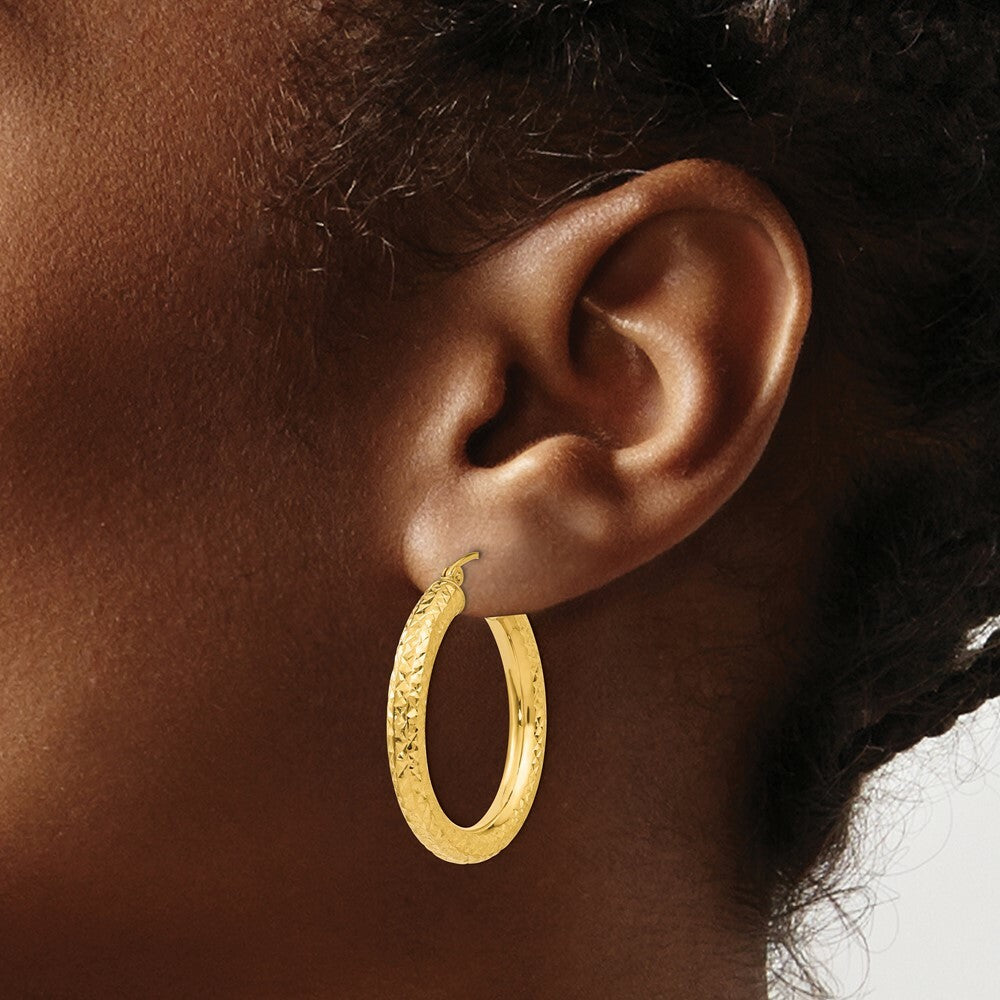 14K Yellow Gold Diamond-cut 4mm Round Hoop Earrings  30mm length
