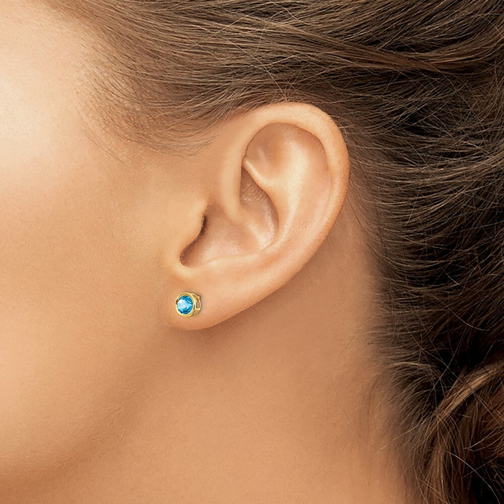 14k 5mm Bezel Blue Topaz Stud Earrings, 14 kt Yellow Gold