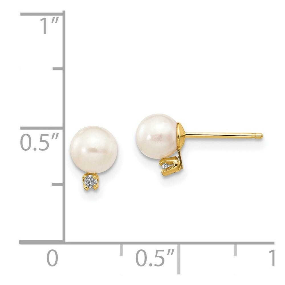 14K Yellow Gold Diamond 5-6mm Round White Freshwater Cultured Pearl Studs 0.02-Carat tw